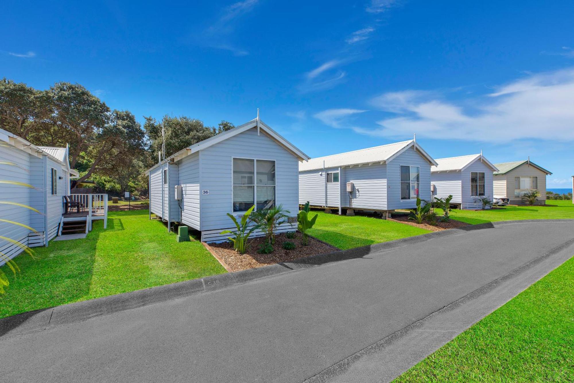 Blue Lagoon Beach Resort Bateau Bay Exterior foto