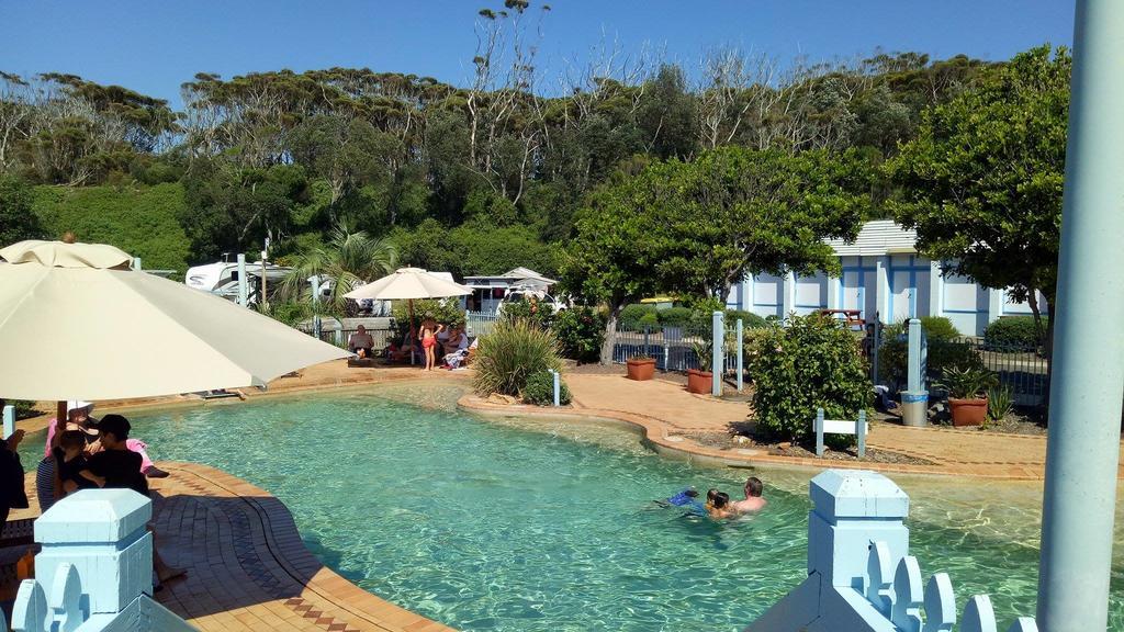 Blue Lagoon Beach Resort Bateau Bay Exterior foto