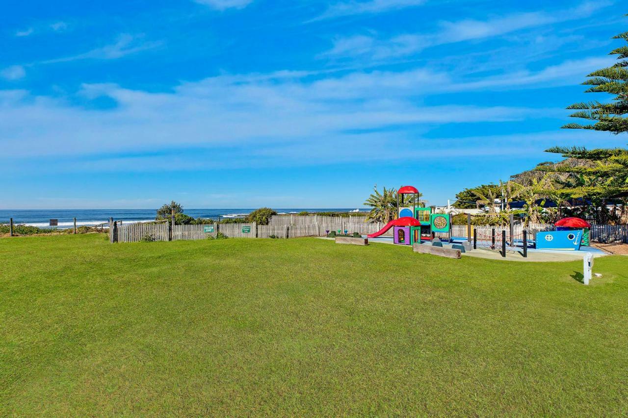 Blue Lagoon Beach Resort Bateau Bay Exterior foto